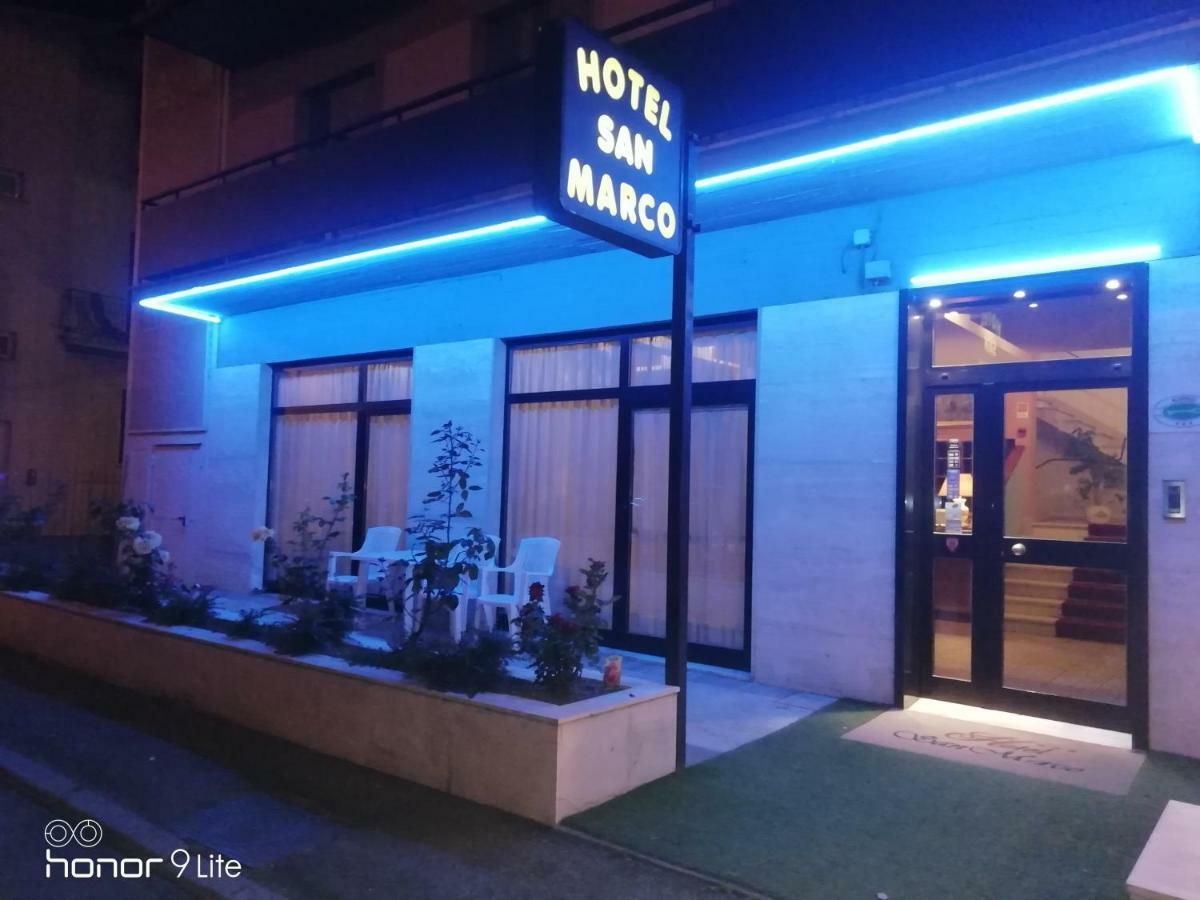 ארצו Hotel San Marco מראה חיצוני תמונה